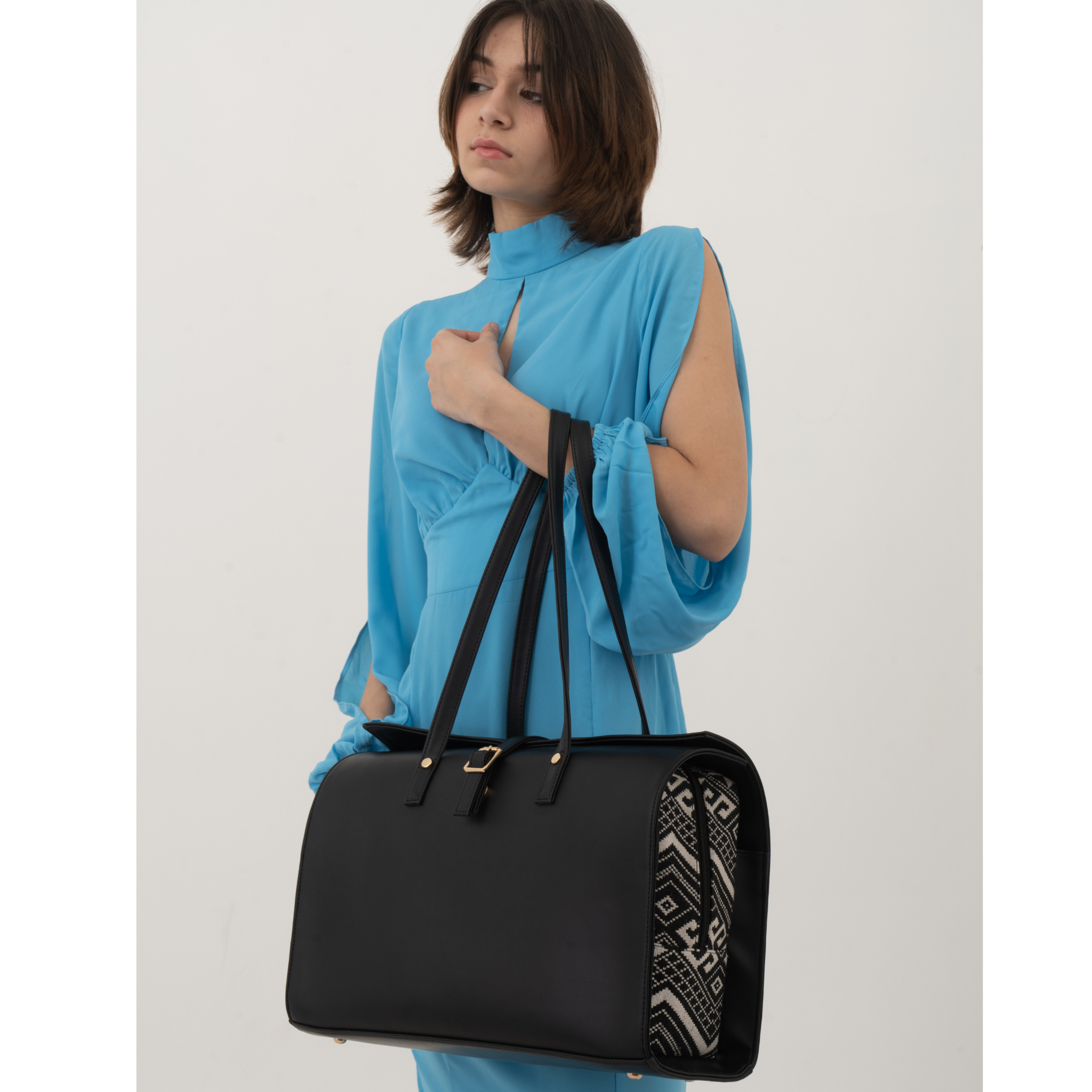 Black & Aztec Leera 16inch Bag