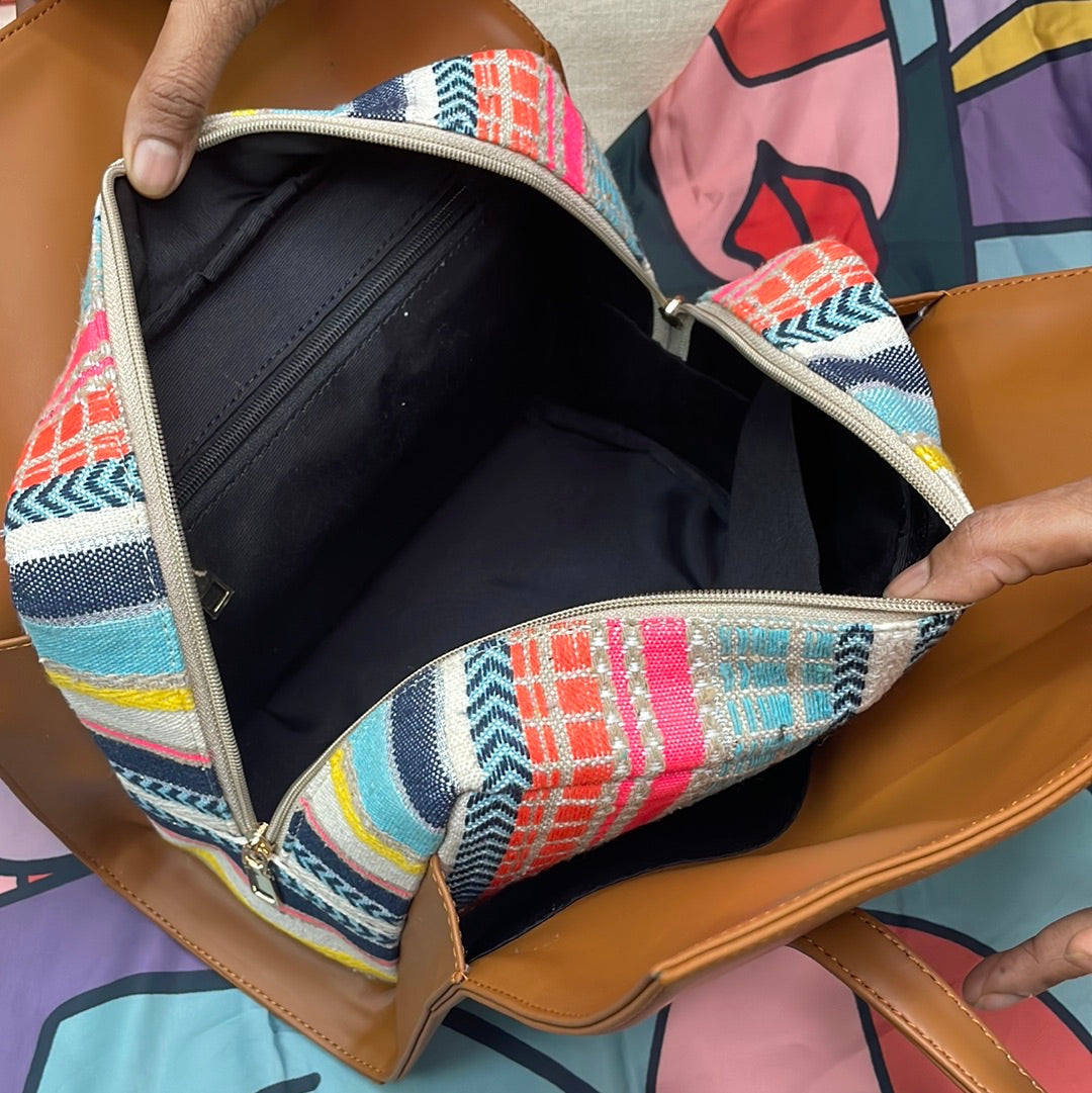 Tan Vibrant Leera 16inch Bag