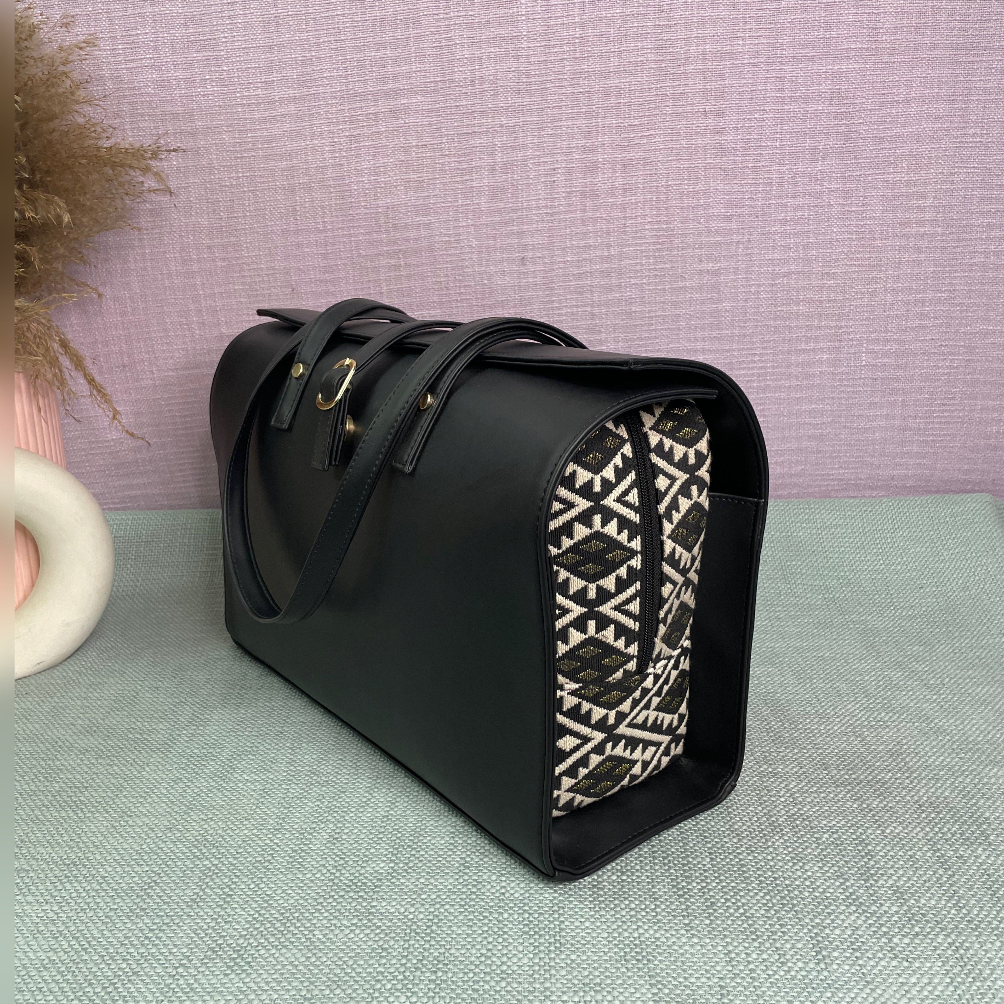 Black Diamond Leera 16inch Bag
