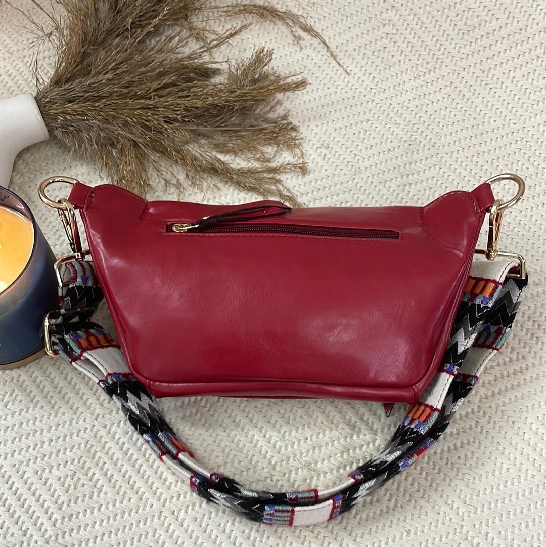 BUM BAG IN WINE