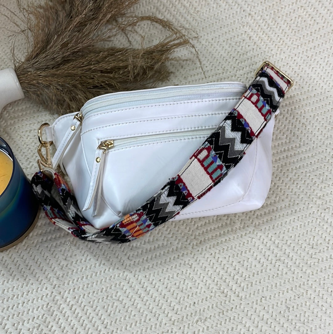 BUM BAG IN WHITE