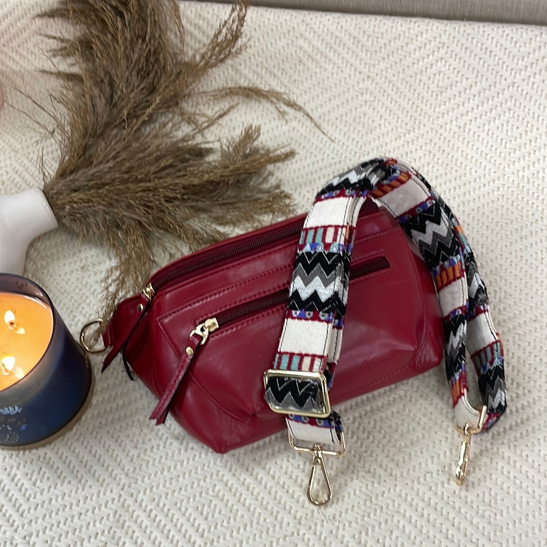 BUM BAG IN WINE