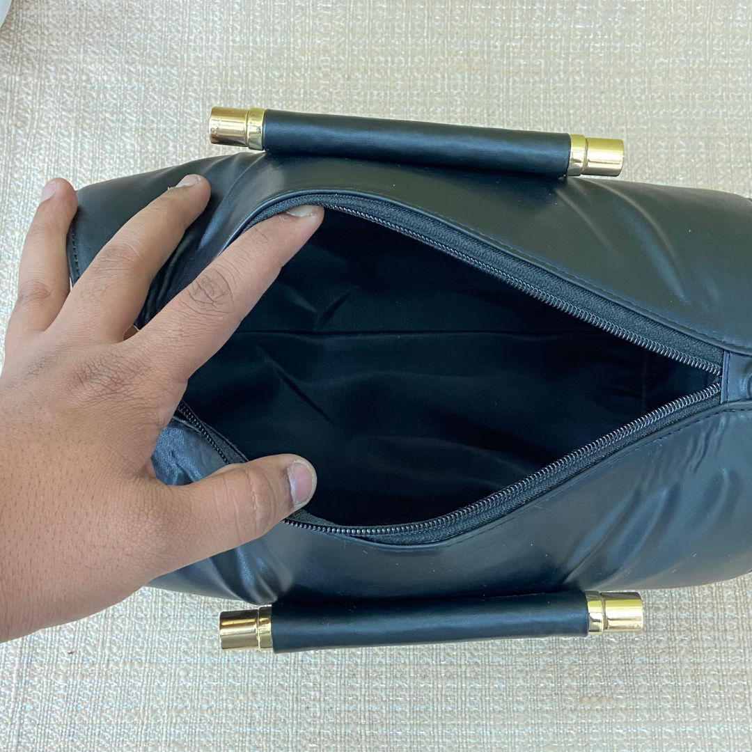 Black Barrel Bag Big.