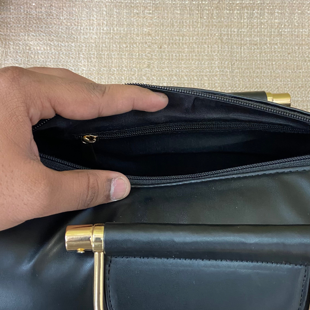 Black Barrel Bag Big.