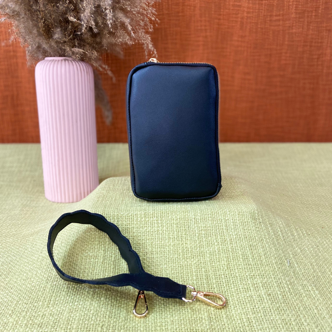 Black Pouch + Black Plain Pochette Belt