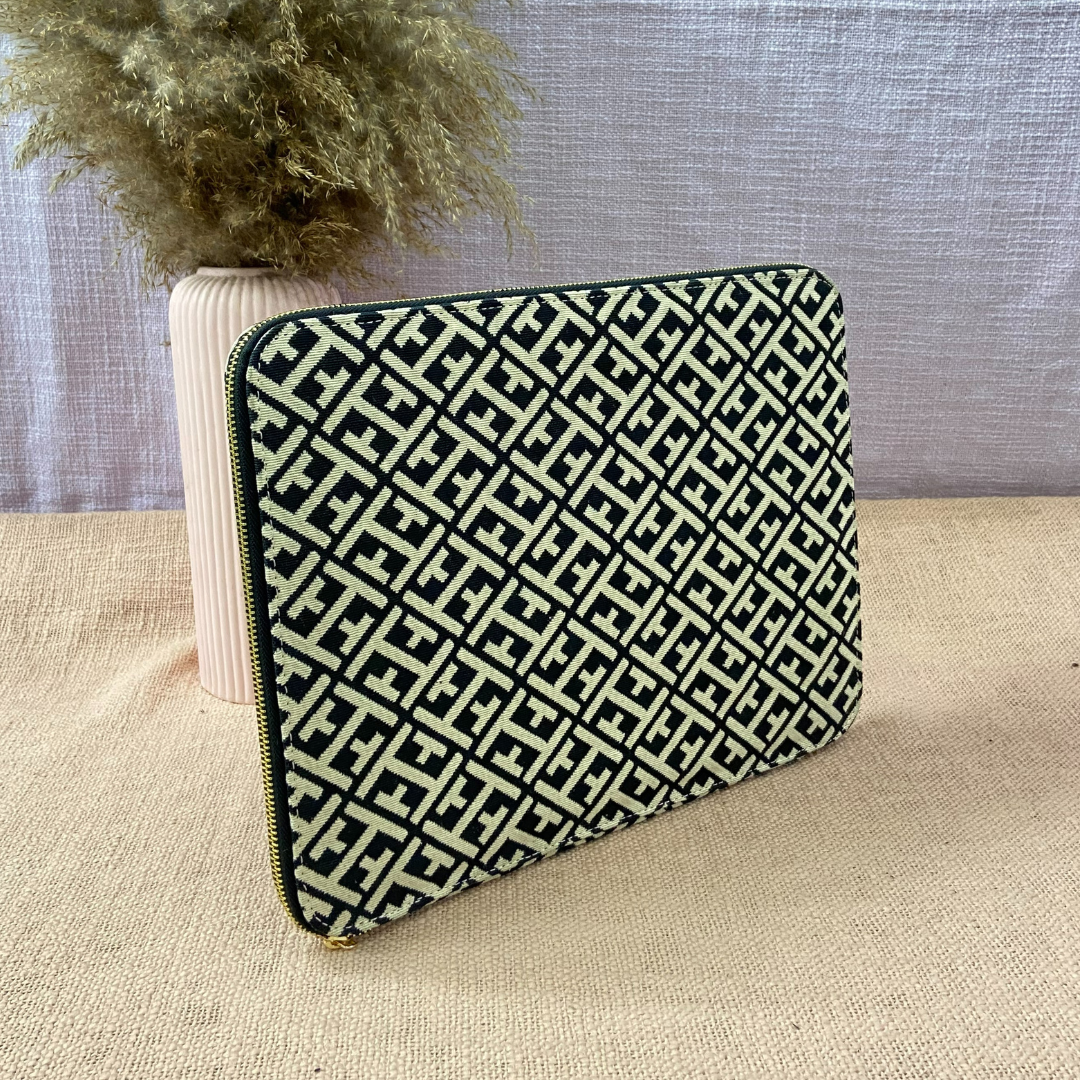 Black T- Shape Laptop Sleeves