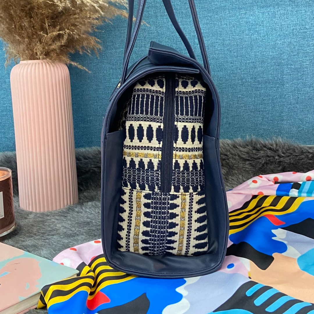 Blue Bullet Leera 14inch Bag.