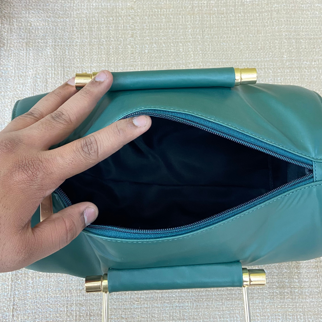 Bottle Green Barrel Bag Big.