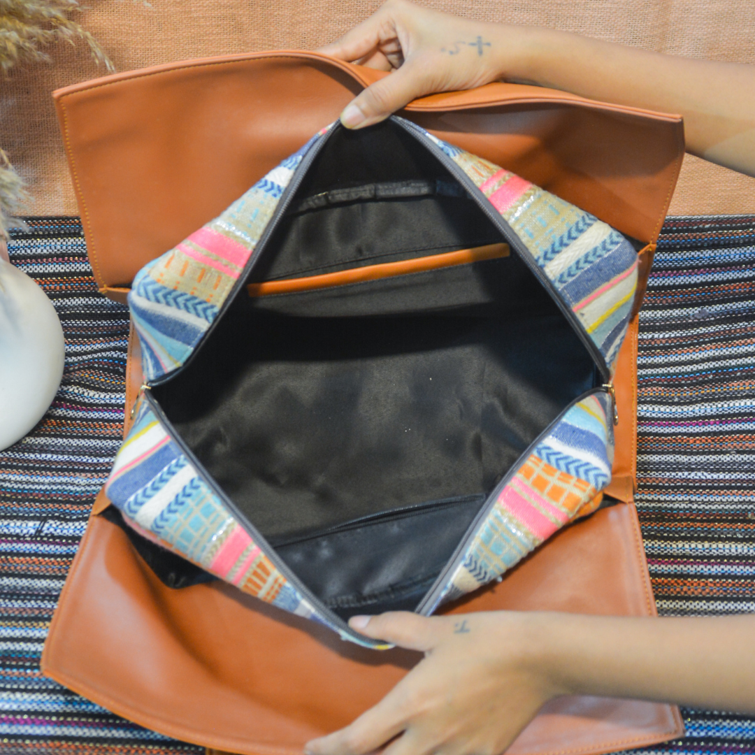Tan Vibrant Leera 16inch Bag