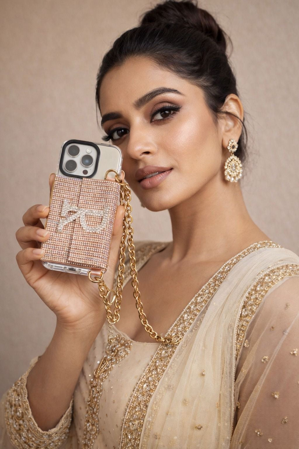 ROSE GOLD BEADED PHONE SLING