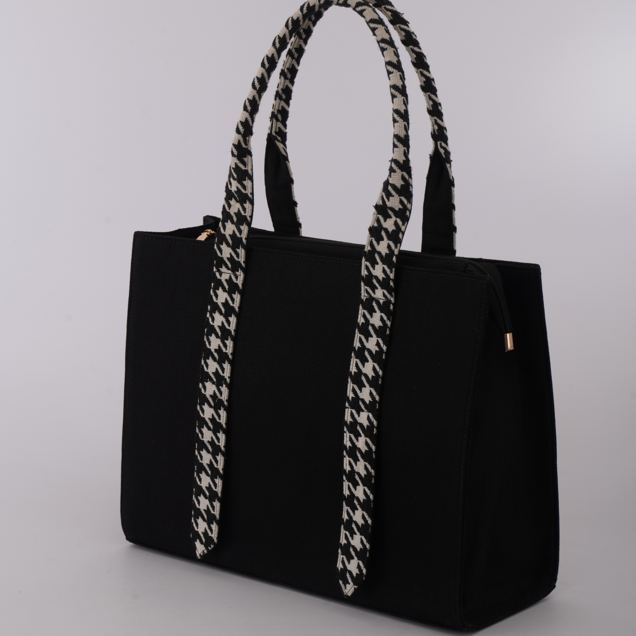 New Emmy Tote Bag 16Inch - In Black