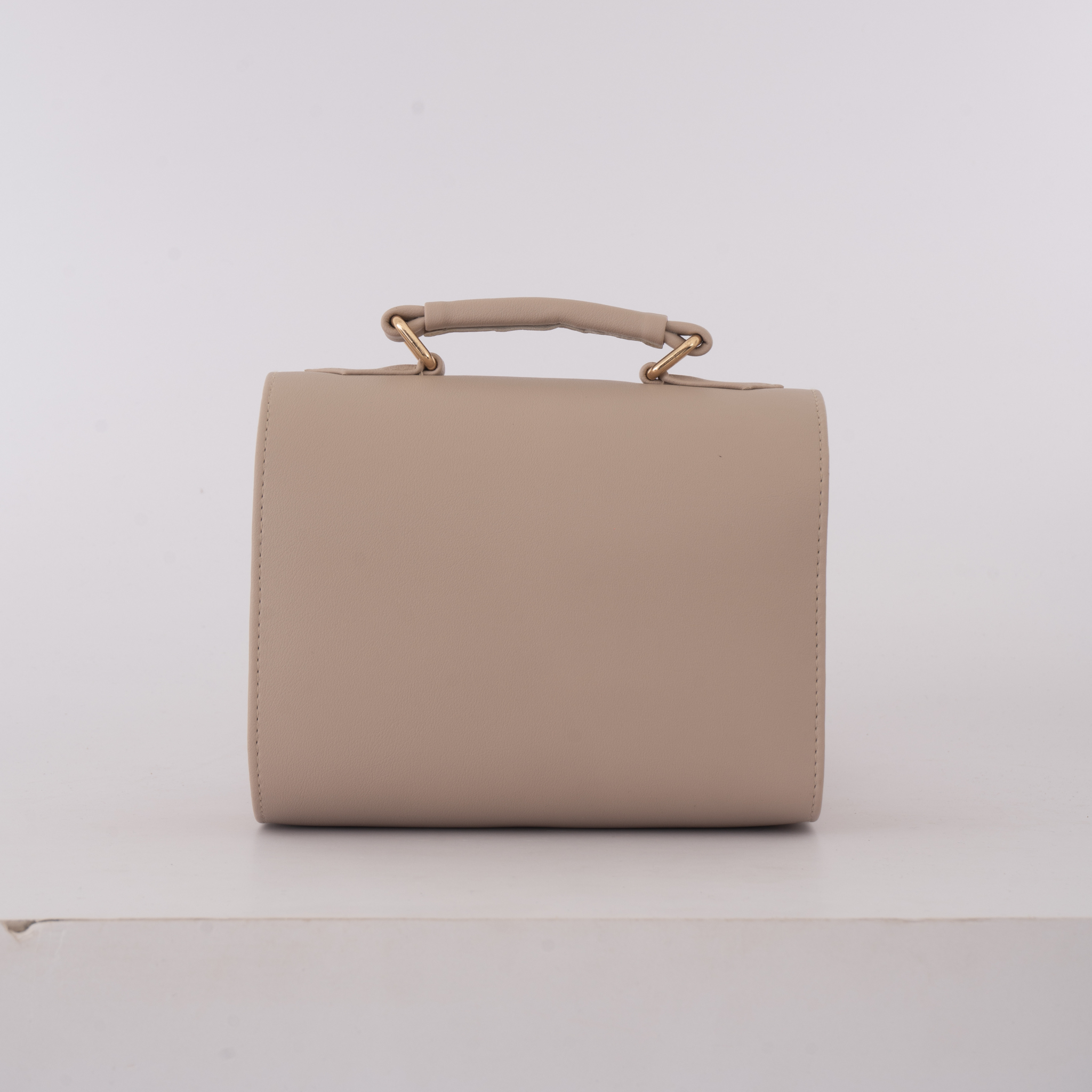 Pretty Little Box - Sling In Beige