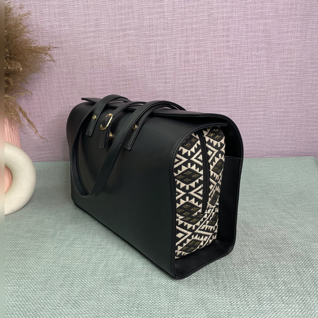 Black Diamond Leera 16inch Bag