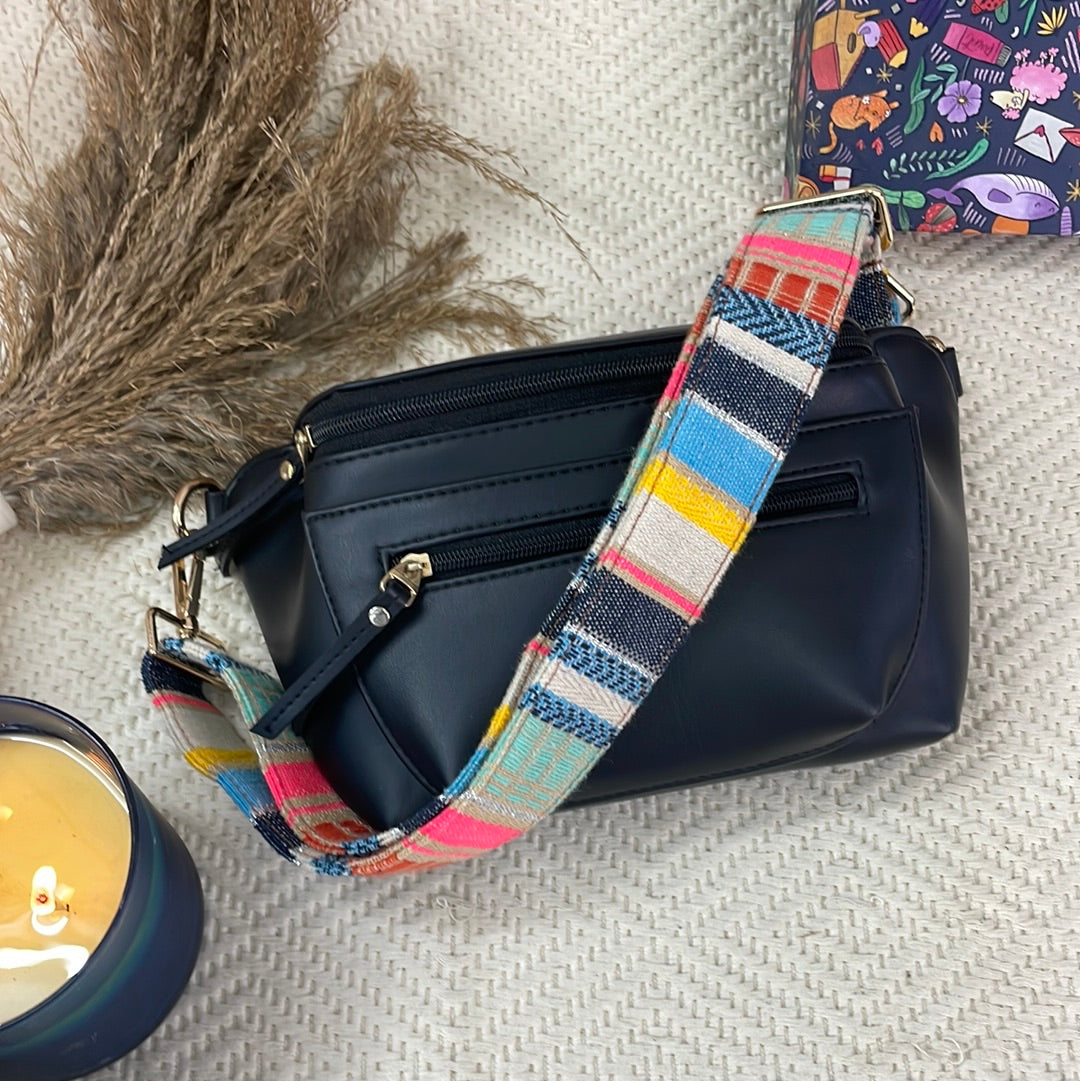 BLACK BUM BAG WITH VIBRANT BELT