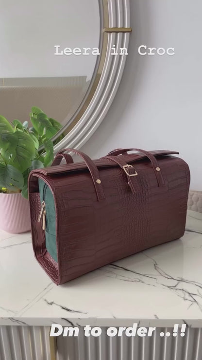 Brown Croc Embossed Leera With Green swede