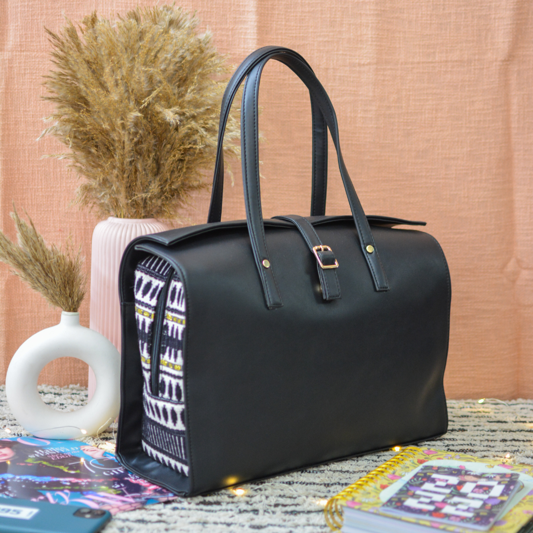 Black Bullet Leera 16inch Bag