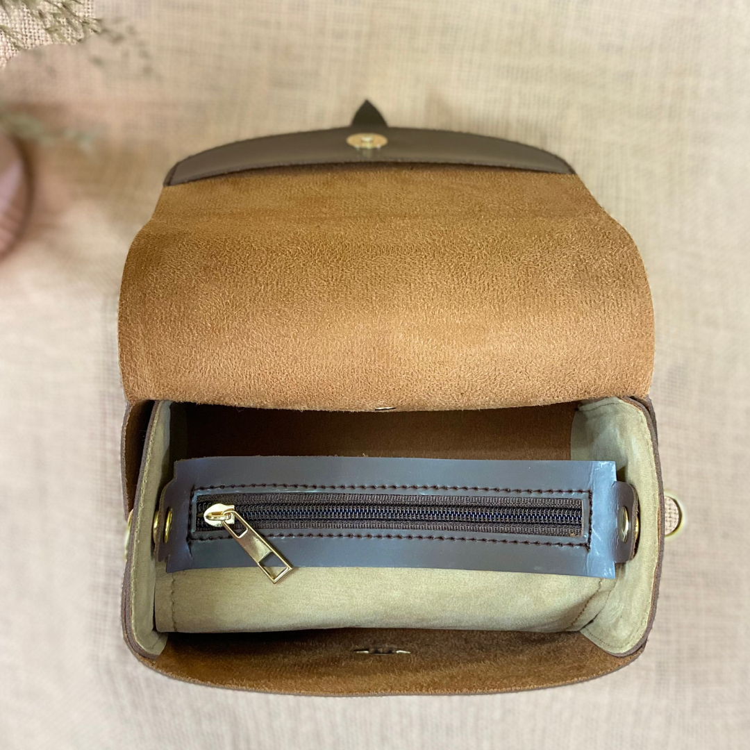 Brown Eva + Brown Plain Pochette Belt